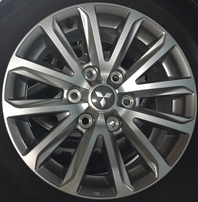 แม็ก นิว มิตซูบิชิ ไตตั้น พลัส พร้อมยาง 245-65-17 แม็ก นิว มิตซูบิชิ ไตตั้น พลัส พร้อมยาง 245-65-17