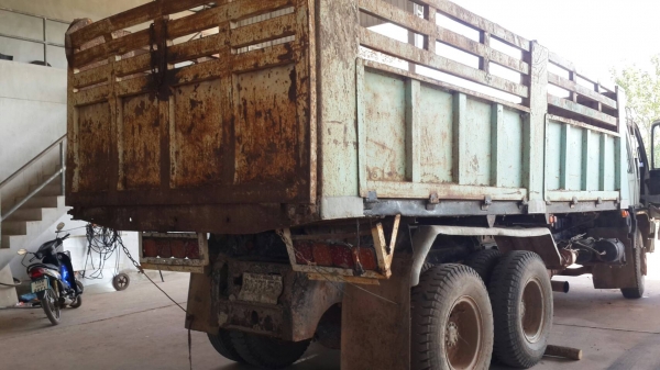 ขายด่วน 10ล้อ HINO FM3M ดั้ม เครื่องเกียร์ด คัชชีสวย สภาพพร้อมใช้งาน ยางพร้อมใช้ มีระบบลากลูก เอกสารเล่มทะเบียน