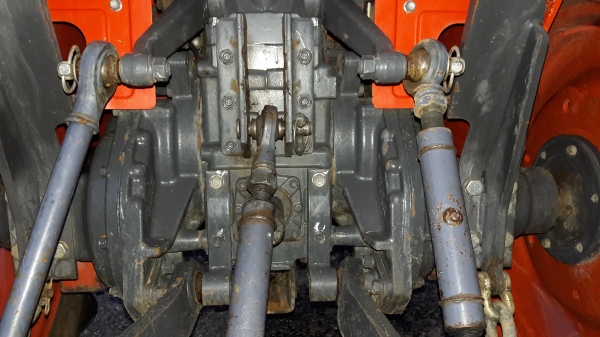 ขายรถไถL3608ใบมีดผาล4พร้อมใช้ครับ ขายรถไถL3608ใบมีดผาล4พร้อมใช้ครับ