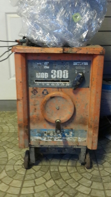 ตู้พลัง 300 A 220 V พร้อมสายเชื่อม ตู้พลัง 300 A 220 V พร้อมสายเชื่อม