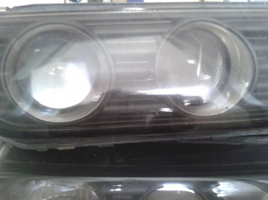 ไฟหน้า นิสสัน ซีฟรีโล