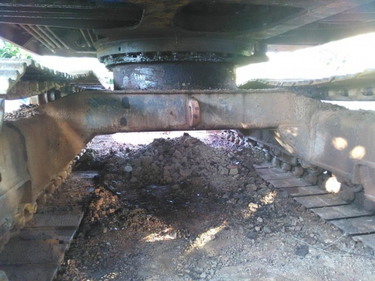 **330,000 บ.ต่อรอง/// แบคโฮ KOMATSU PC150 รุ่น1 เครื่อง+ปั้ม เดิม แรงดี บูมอาร์มสวย เอวแน่น ช่วงล่าง75\% โซ่หนา แทร็กสวย สป็อคเก็ต75\% รถทำงานดี แรง ดี พร้อมใช้งาน ไม่มีเล่ม มีสัญญาซื้อขาย ขายตามสภาพ **ขาย KOMATSU PC150 รุ่น1 แบคโฮสภาพดี พร้อมใช้งาน เอกสารส