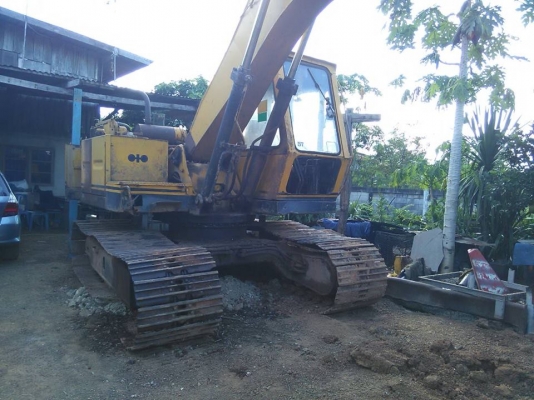 **330,000 บ.ต่อรอง/// แบคโฮ KOMATSU PC150 รุ่น1 เครื่อง+ปั้ม เดิม แรงดี บูมอาร์มสวย เอวแน่น ช่วงล่าง75\% โซ่หนา แทร็กสวย สป็อคเก็ต75\% รถทำงานดี แรง ดี พร้อมใช้งาน ไม่มีเล่ม มีสัญญาซื้อขาย ขายตามสภาพ **ขาย KOMATSU PC150 รุ่น1 แบคโฮสภาพดี พร้อมใช้งาน เอกสารส