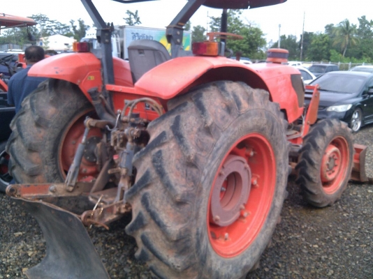 ขายรถไถคูโบต้าM7040DTมีเล่มตามสภาพ