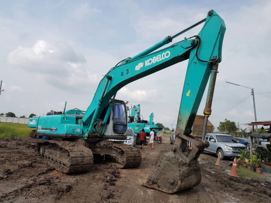 ขายด่วน!! Kobelco  sk200  YN-10 เอกสารเล่มทะเบียน พร้อมใช้ค่ะ