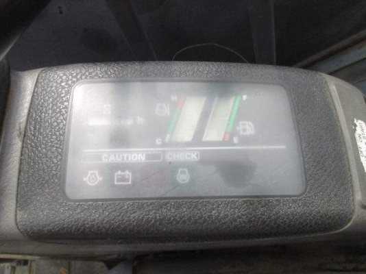 ขายรถขุด ยี่ห้อ: KOMATSU  แบบ: PC27MR-1 (รุ่น9) รถเก่านอกนำเข้าจากญี่ปุ่น  มีเอกสารใบอินวอย รถไม่เคยผ่านการใช้งานในไทย100\% สนใจติดต่อ : 099-907-9273 กิ๊ฟ กมลชนก