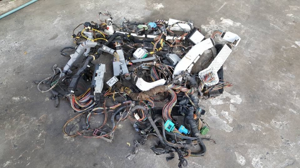 อะไหล่ ซาฟิร่า ล้อยาง + ถังน้ำมัน + ชุดสายไฟ Z22 อะไหล่ ซาฟิร่า ล้อยาง + ถังน้ำมัน + ชุดสายไฟ Z22