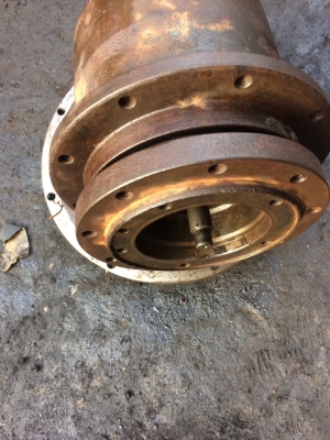 อะไหล่เซียงกงรังสิตตัวเดินpc40-7เก่านอกไม่มีมอเตอร์ สภาพเฟือง95\%