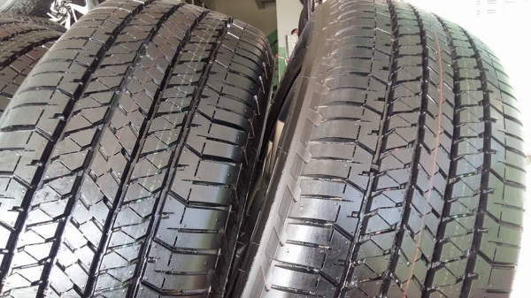 ขายล้อแม็กป้ายแดง d-max 18" พร้อมยางปี16 สนใจติดต่อ ร้าน ก.เจริญการยาง ครับ 081-3747940 ขายล้อแม็กป้ายแดง d-max 18" พร้อมยางปี16 สนใจติดต่อ ร้าน ก.เจริญการยาง ครับ 081-3747940