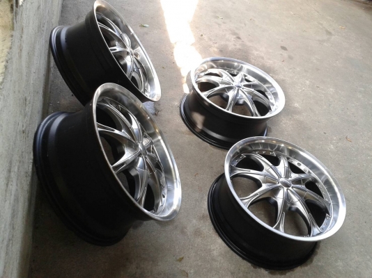 ขอบ17นิ้ว5รู100/114 ชุดนี้ ราคา 7300 บาท