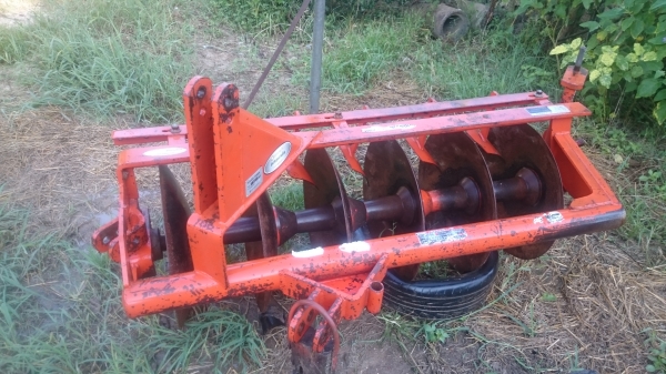 ขายผานตราช้าง 6*22 ใส่ 34-40 แรง ใบเต็ม โครงสวยไม่มีแตก เชื่อม ดาม ขายผานตราช้าง 6*22 ใส่ 34-40 แรง ใบเต็ม โครงสวยไม่มีแตก เชื่อม ดาม