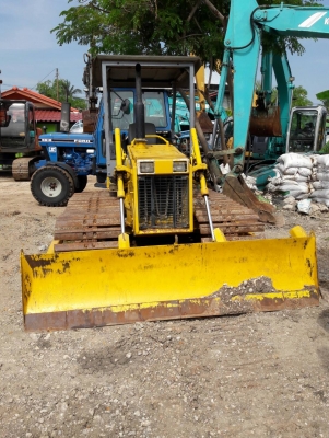 ขายค่ะ..KOMATSU  D20PL-7  เก่าญี่ปุ่นแท้...4,XXXชั่วโมง..แทรคใหญ่  สภาพสวยมากๆๆ....เดิมๆๆ  เครื่องปั๊มดี..พร้อมใช้.. โทร...089-3818694  ดวงนภา