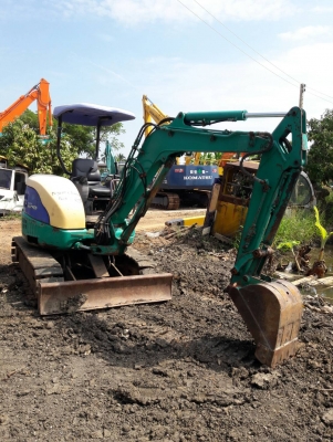 ขายค่ะ..KOMATSU  PC30MR  เก่าญี่ปุ่นแท้   มีลายแย๊ก  สภาพสวย  เครื่องปั๊มดี...ลองระบบกันได้ทุกวัน..โทร..089-3818694  ดวงนภา