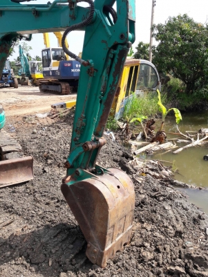 ขายค่ะ..KOMATSU  PC30MR  เก่าญี่ปุ่นแท้   มีลายแย๊ก  สภาพสวย  เครื่องปั๊มดี...ลองระบบกันได้ทุกวัน..โทร..089-3818694  ดวงนภา