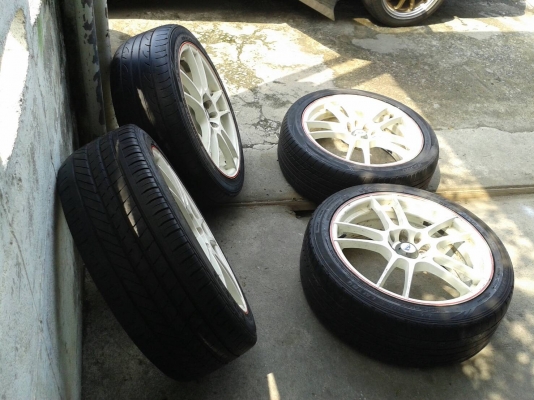 ขอบ17นิ้ว4รู100/114 พร้อมยาง ชุดนี้ ราคา 6400 บาท