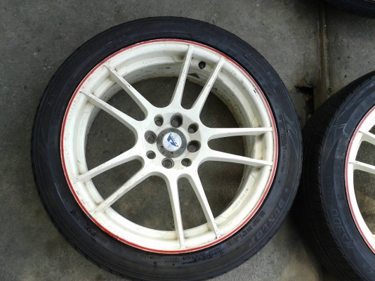 ขอบ17นิ้ว4รู100/114 พร้อมยาง ชุดนี้ ราคา 6400 บาท