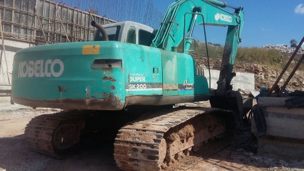 ขายรถแบคโฮ KOBELCO SK200-6 เอกสารเล่มทะเบียน ราคา 1150000