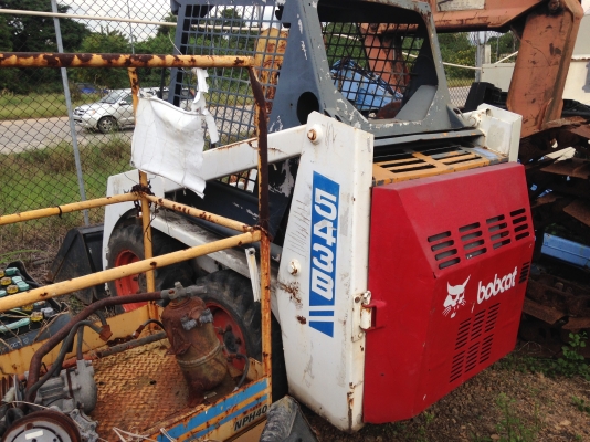 Bobcat500. รถนอกพร้อมทำงาน