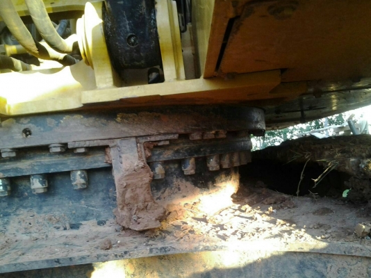 ขายรถแบคโฮ CAT 320 D GC เอกสารเล่มทะเบียน 2596 ชม.ราคา 2150000