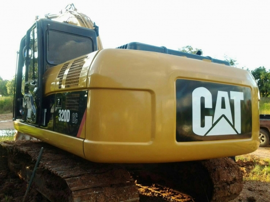 ขายรถแบคโฮ CAT 320 D GC เอกสารเล่มทะเบียน 2596 ชม.ราคา 2150000