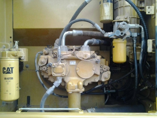 ขายรถแบคโฮ CAT 320 D GC เอกสารเล่มทะเบียน 2596 ชม.ราคา 2150000