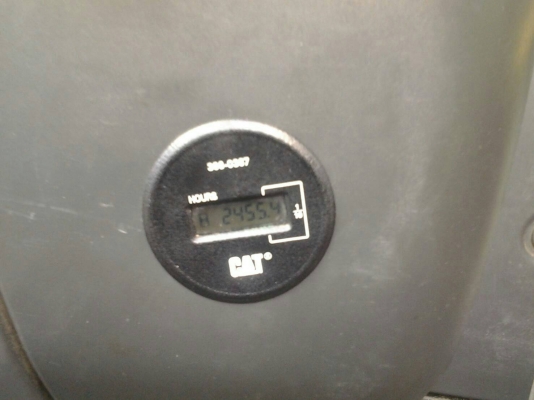 ขายรถแบคโฮ CAT 320 D GC เอกสารเล่มทะเบียน 2596 ชม.ราคา 2150000