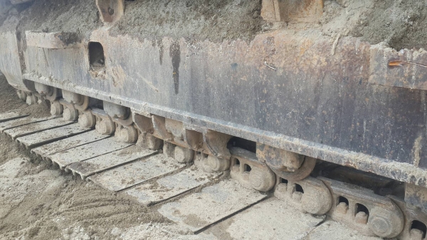 รถแบคโฮ HITACHI EX200-5