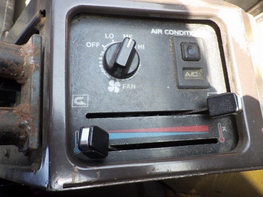 ขายรถตัก KOMATSU WA200-1