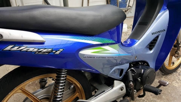 HONDA WAVE 125-i ไมล์ดิจิตอล ตัว TOP สตาร์ทมือและล้อแม็ก โอนฟรี