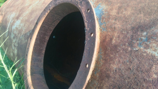 ขายด่วน. ถัง9000ลิตร. มี2ใบ ใบละ40000 เหล็กหนามาตรฐาน