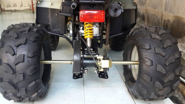 ATV 125cc. ดิสหน้า-หลัง เกียร์ออโต้ เดินหน้า-ถอยหลัง เครื่องแน่น ยางดอกเต็ม สภาพน้องๆ ป้ายแดง สนใจโทรสอบถามครับ 089-4898436