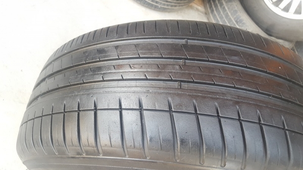 ขายล้อVOSSEN CV3 15 4รู100 หน้า8.25 ET25 ยางปี13 4 ล้อ