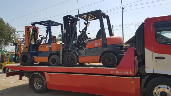 ขายด่วนรถยกTOYOTA 5FG20ยก2ตันเสาสูง3เมตรงากะดกได้ยางหน้าคู้รถนอกเพิ่งนำเข้ามายังไม่เคยใช้งานในเมืองไทยเลย ขายด่วนรถยกTOYOTA 5FG20ยก2ตันเสาสูง3เมตรงากะดกได้ยางหน้าคู้รถนอกเพิ่งนำเข้ามายังไม่เคยใช้งานในเมืองไทยเลย