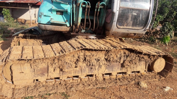 KOBELCO SK200 MACK 5 SUPPER เจ้าของขับเองเอกสารอินวอยซ์ KOBELCO SK200 MACK 5 SUPPER เจ้าของขับเองเอกสารอินวอยซ์