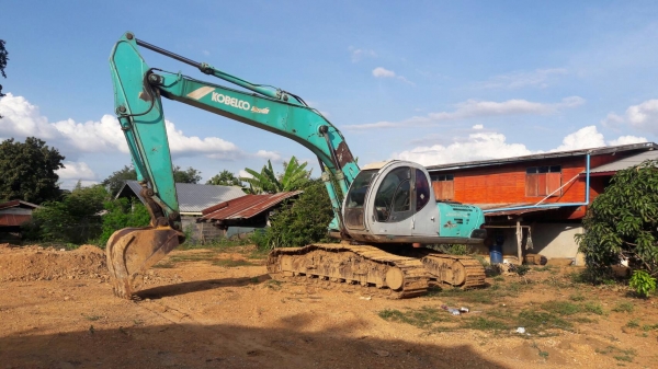 KOBELCO SK200 MACK 5 SUPPER เจ้าของขับเองเอกสารอินวอยซ์ KOBELCO SK200 MACK 5 SUPPER เจ้าของขับเองเอกสารอินวอยซ์