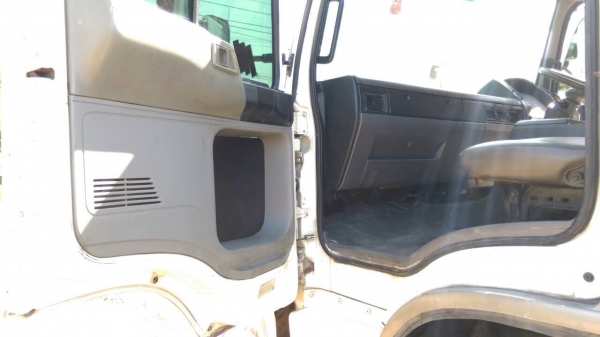 ขายหัวคัทซีสิบล้อ HINO 1J (ทู) เครื่อง 220 แรง ปี 44 เดิมๆ ตามรุ่น รับประกันความสวย ยางเรเดียนแท้ ทะเบียนพร้อม ขายหัวคัทซีสิบล้อ HINO 1J (ทู) เครื่อง 220 แรง ปี 44 เดิมๆ ตามรุ่น รับประกันความสวย ยางเรเดียนแท้ ทะเบียนพร้อม