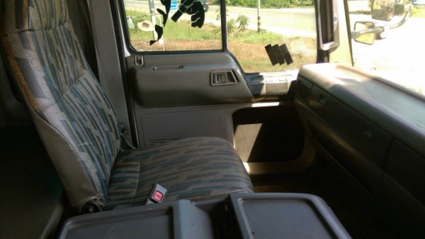 ขายหัวคัทซีสิบล้อ HINO 1J (ทู) เครื่อง 220 แรง ปี 44 เดิมๆ ตามรุ่น รับประกันความสวย ยางเรเดียนแท้ ทะเบียนพร้อม ขายหัวคัทซีสิบล้อ HINO 1J (ทู) เครื่อง 220 แรง ปี 44 เดิมๆ ตามรุ่น รับประกันความสวย ยางเรเดียนแท้ ทะเบียนพร้อม