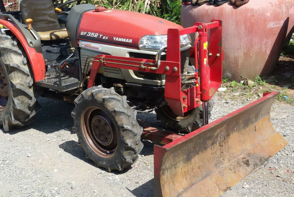 ยันม่าร์ EF352TEx ปี52สภาพดีเล่มพร้อมครับ