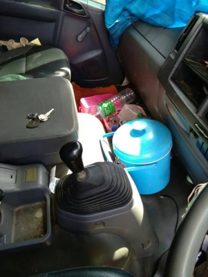 ขายด่วนรถพ่วง 18 ล้อ แม่-ลูก กระบะเหล็กคอกเกษตรดั้ม ISUZU 300 ปี.55 รถสวยพร้อมใช้ ราคาย้อมๆแค่185000