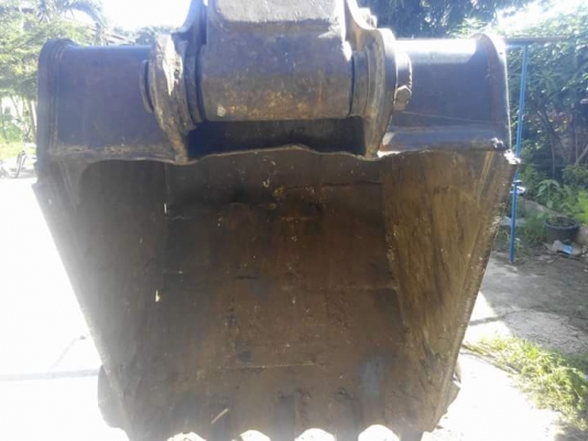 ขายแบคโฮKOMATSU  PC200~6 รถบ้านใช้งานได้ปกติช่วงล่างดีระบบไฟฟ้าครบเอกสารอินวอย