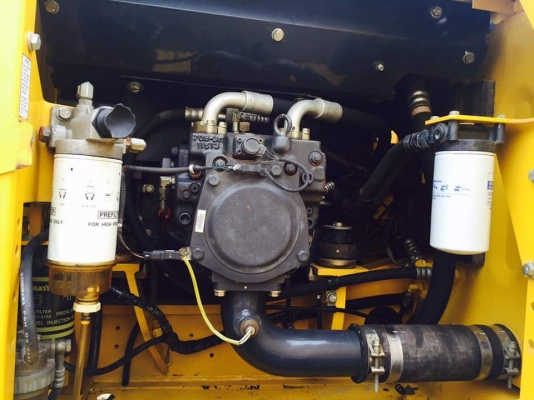 ขาย 1,680,000 KOMATSU pc 160-8 LC รถใช้งานน้อย 5,022 ชม. เอกสารใบแจ้งจำหน่าย เครื่อง ปั๊ม ดี ช่วงล่างเต็ม แอร์เย็นเพลงเพาะ รถอยู่ ปทุมธานี 090-772-3710 000-772-3708