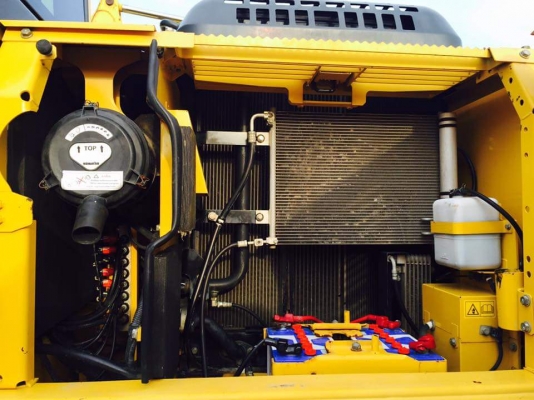 ขาย 1,680,000 KOMATSU pc 160-8 LC รถใช้งานน้อย 5,022 ชม. เอกสารใบแจ้งจำหน่าย เครื่อง ปั๊ม ดี ช่วงล่างเต็ม แอร์เย็นเพลงเพาะ รถอยู่ ปทุมธานี 090-772-3710 000-772-3708