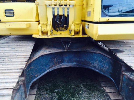 ขาย 1,680,000 KOMATSU pc 160-8 LC รถใช้งานน้อย 5,022 ชม. เอกสารใบแจ้งจำหน่าย เครื่อง ปั๊ม ดี ช่วงล่างเต็ม แอร์เย็นเพลงเพาะ รถอยู่ ปทุมธานี 090-772-3710 000-772-3708