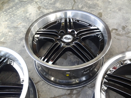 แม็กขอบ18   5รู114  สีแบรคโครม