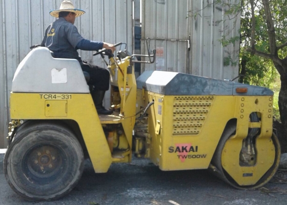 รถบดถนน SAKAI  TW500-1