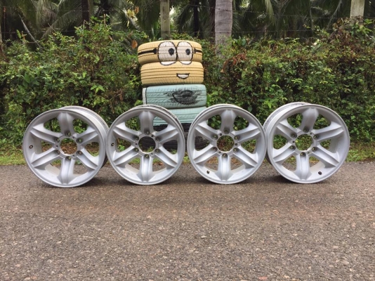 ขายล้อแม็ก ISUZU แท้ ขอบ 16 (ลายเล็บเหยี่ยว) 4 วง ราคา 10,500บาท ราคาลดได้นิดหน่อย