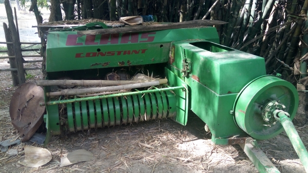 รถอัดฟาง พร้อมใช้ 120,000 ต่อรองได้ 087-1118130