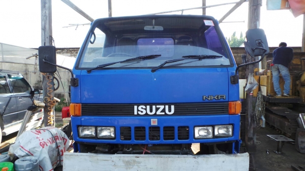ขายหัวรถอีซูซุ nkr