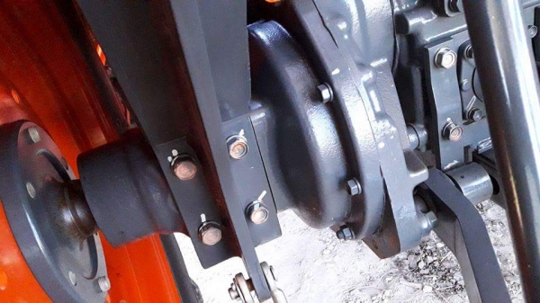 ขายรถไถคูโบต้า  KUBOTA   L 3608SP พร้อมชุดใบมีดดันหน้าคานล่าง  ผาน 6X22
