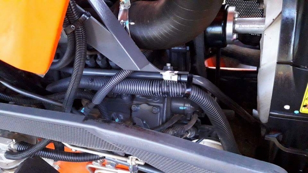 ขายรถไถคูโบต้า  KUBOTA   L 3608SP พร้อมชุดใบมีดดันหน้าคานล่าง  ผาน 6X22